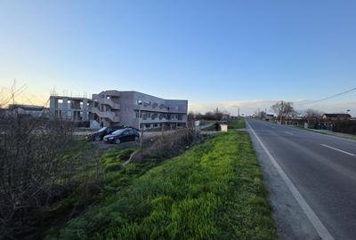 Teren de vanzare in Vama Veche la drumul national, 506mp, 160ml pana la plaja - 2