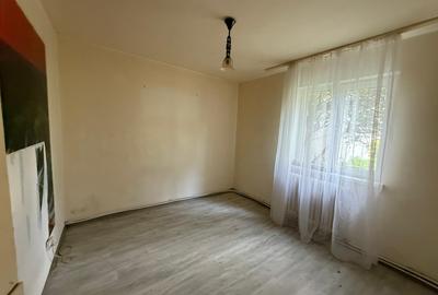 Apartament 3 camere, parter, zona Dacia - 1