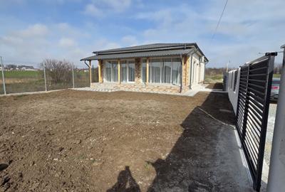 CASA PARTER LAZU | TEREN PROPRIETATE | 3 CAMERE | - 12