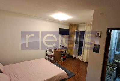 Garsonieră decomandată, mobilată în Sălăjan