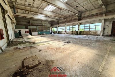 Hale industriale in Campina, 5444 mp total, teren 16.598 mp! - 8