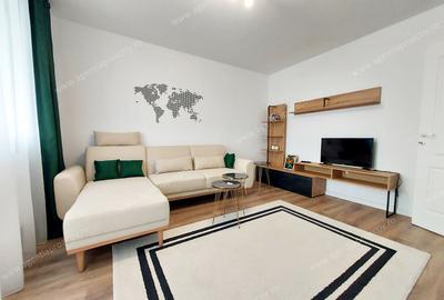 Apartament cu 2 camere, Zona Centrala, Renovat complet!