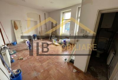 Spațiu comercial, de 50 mp, în Gheorghe Doja