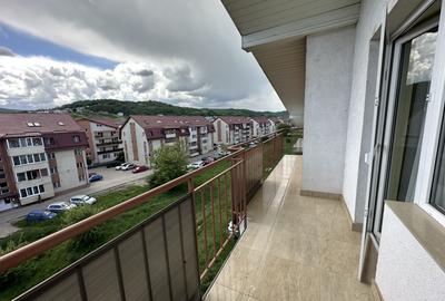 De inchiriat! Apartament de 3 camere, 100 mp pe 2 niveluri, Eroilor - 10