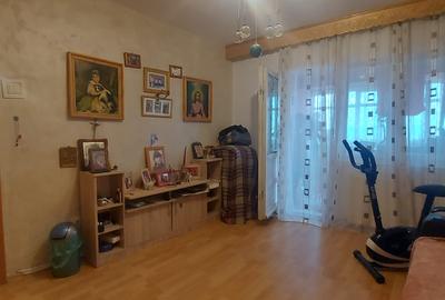 Parcul Catedralei - 3 camere /2 bai /3 balcoane /centrala /etaj 10 / lift nou - 3