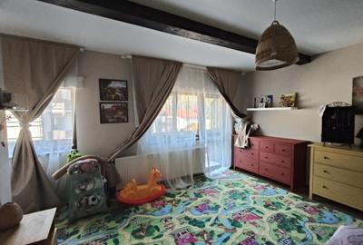 Apartament cu 3 camere de vanzare in Busteni - 3