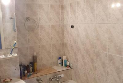 Ap. trei camere , decomandat ,2 bai, cu centrala , zona Modern - 5