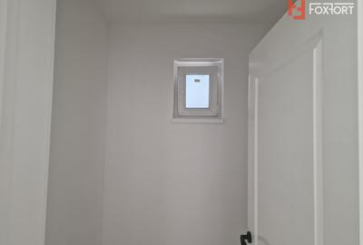 Casa individuala de vanzare cu 3 camere si teren de 710 mp - Izvin - 21