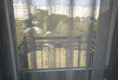 Inchiriere Garsoniera/Loc de parcare/statie de metrou 8 minute - 4