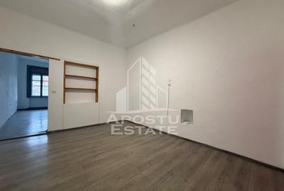 Apartament cu 2 camere,situat la un parter foarte inalt, zona Iosefin - 2