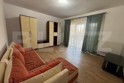 Garsonieră decomandată, mobilată în Florești