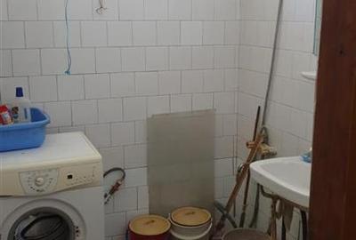 Zona Liceu Balcescu Casa caramida+boltari cu teren=158 mp, Deschidere 8,8m - 15