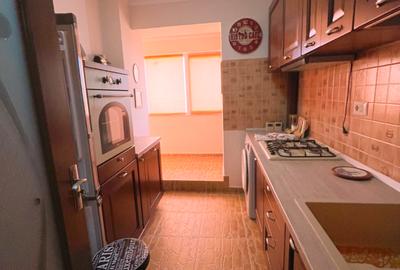 Apartament trei camere - cu vedere către Piața Unirii - 4