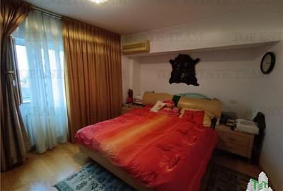 Vanzare apartament  3 camere Piata Victoriei- Titulescu - 7