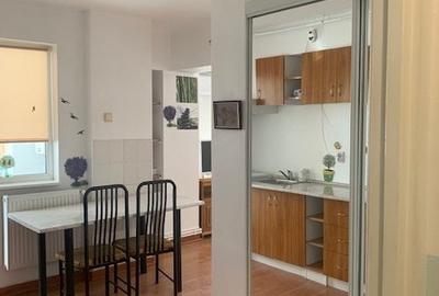 Garsoniera  spatioasa , 35 mp,centrala gaz, Dacia -  Bd Tomis-Tavola ,  350 euro - 9
