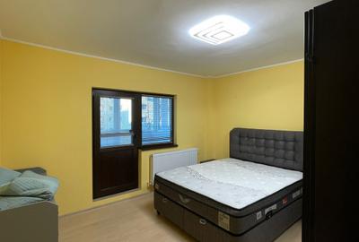 Apartament cu 3 camere decomandat, mobilat în 13 Septembrie