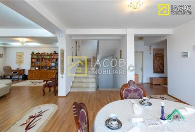 1/2 Duplex  S+D+P+2E, 455 mp in zona centrala a mun. Bacau - 25