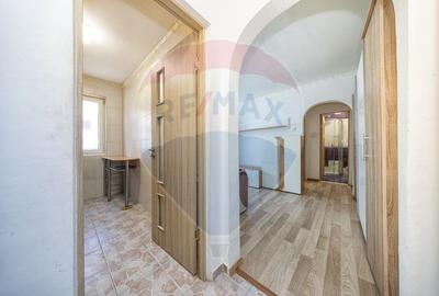 Apartament cu 2 camere de vânzare în zona Electroprecizia - 1