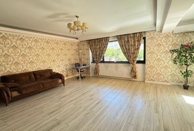 Apartament cu 3 camere decomandat, mobilat în Băneasa