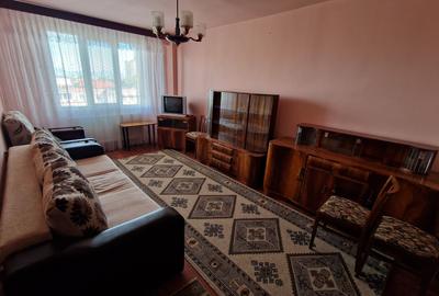 Apartament 2 camere liber la vanzare zona Vlahuta