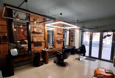 Vanzare vila + spatiu comercial | Unirii-Mantuleasa | renovat 2021 | - 1