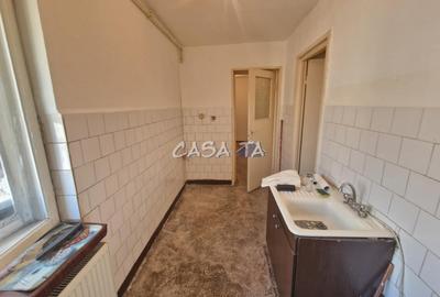 Apartament 2 camere, situat in Targu Jiu, Str. Zambilelor - 8