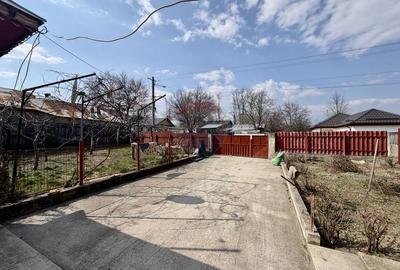 Casă / Vilă cu 4 camere de vânzare - 12
