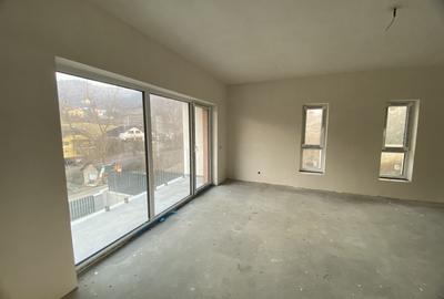 Duplex de vanzare, 195 mp utli, Garaj , zona Tauti - 9