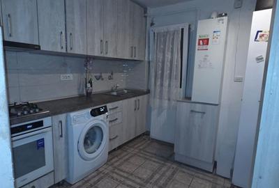 Apartament cu 2 camere semidecomandat în Astra