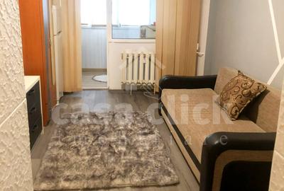 Garsonieră semidecomandată, mobilată în Siderurgiștilor