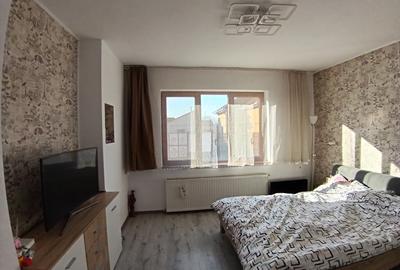 Casa 3 camere , complet mobilata - 1