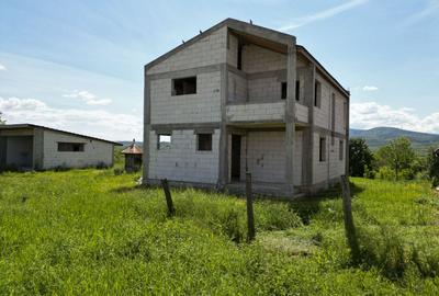 Casă la roșu din BCA de vânzare în Județul Arad - 9