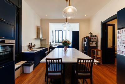 Casa cu Personalitate – Un Amestec Fascinant de Stil Istoric și Contemporan - 12