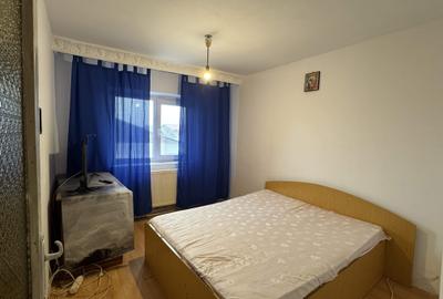 3 cam, 74 mp. decomandat, fara imbunatatiri, et.4, acoperis, Cuza Voda - 2