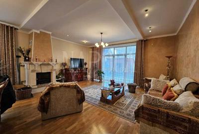 Casă cu 5 camere în Mănăștur