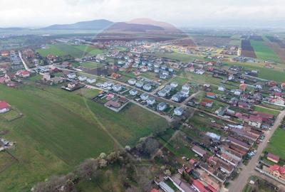 Teren intravilan cu vedere panoramică, utilități si poziție excelentă! - 3