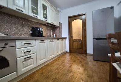 Capitol - ap 3 cam , et 2/4 , renovat integral (mobilat si utilat complet) - 18