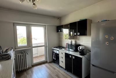 TINERETULUI-METROU 2 CAM MOBILAT MODERN,PANORAMA SUPERBA,500 EUR - 4