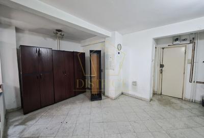 Com 0% Apartament cu o camera, parcare in curte | Piata Victoriei - 3