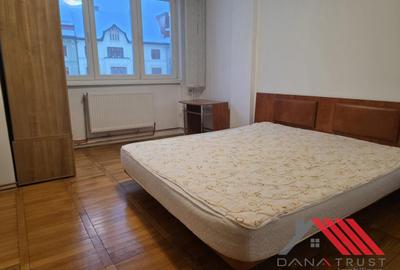 Ultracentral – Catedrala – 2 cam Decomandat – 330 euro - 11