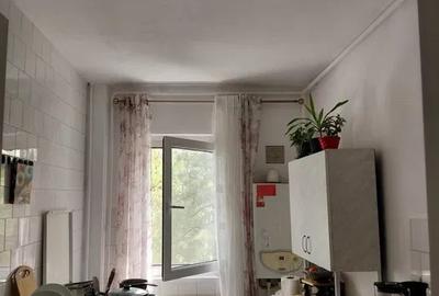 Etaj 1 ap 2 camere decomandat 54mp renovat bloc 1985 zona selgros cug - 2