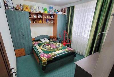 3 camere semidecomandate, et.5, 70mp, bl.1980, Basarabia- Chisinau - 5