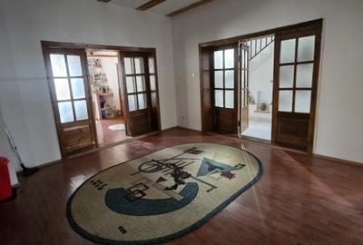 Utvin-Central-Vila S+P+E+M-360mp-2 accese-Garaj - 5