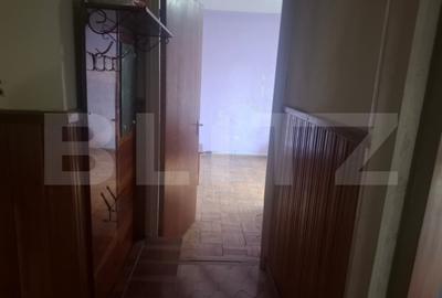 Apartament cu 3 camere decomandat, mobilat în Găești