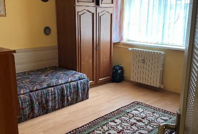Garsonieră decomandată, mobilată în Băile Miercurea