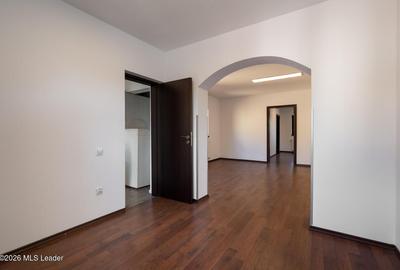 Cotroceni - Carol Davila, Townhouse 232 Mp - Oportunitate Rara - 55