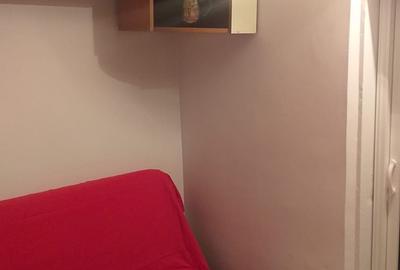 Garsonieră semidecomandată în P-ța Romană