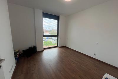 Apartament/birou de 3 camere - 9
