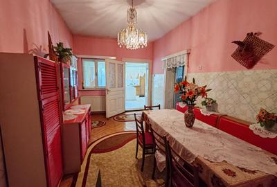 Casa 4 camere libera la vanzare TARLUNGENI - 21