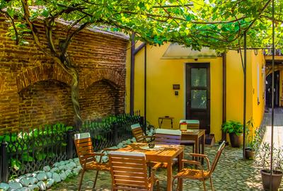 Casa 3 camere, pietonala Bld Nicolae Balcescu-ultracentral - 1